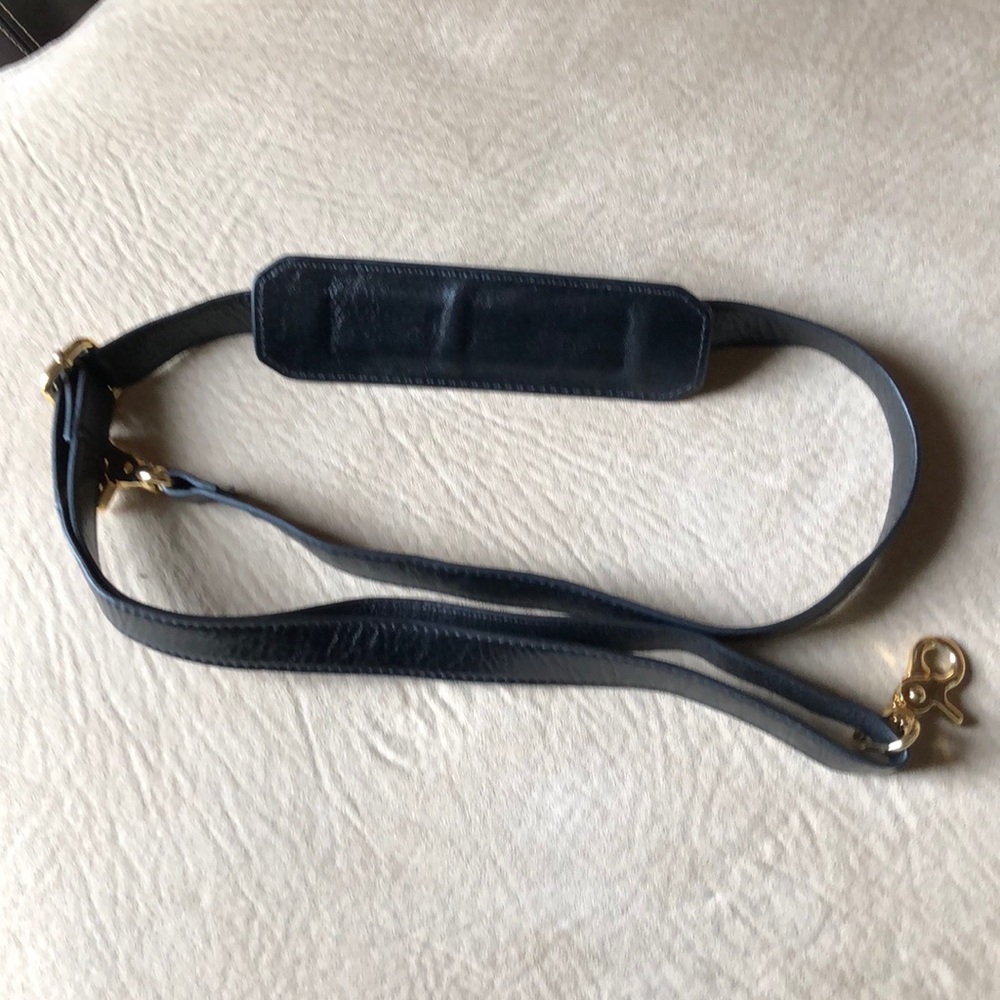 Tory Burch Shiny Soft Leather bag w/ should strap - Picture 7 of 8
